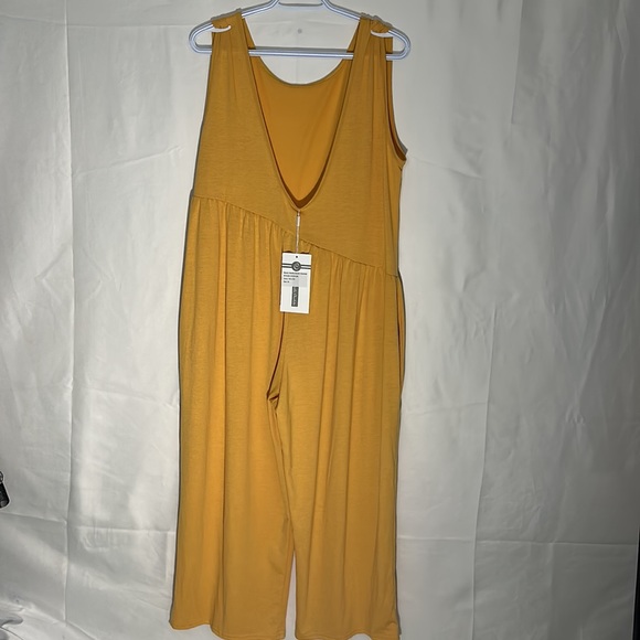 Yellow Charlie Charlie Charlotte Wide leg Jumpsuit Size XL - Picture 2 of 5